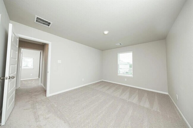 Building Photo - 5103 Hector Gustavo Dr