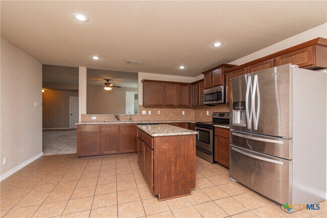 Building Photo - 2705 Uvero Alto Dr