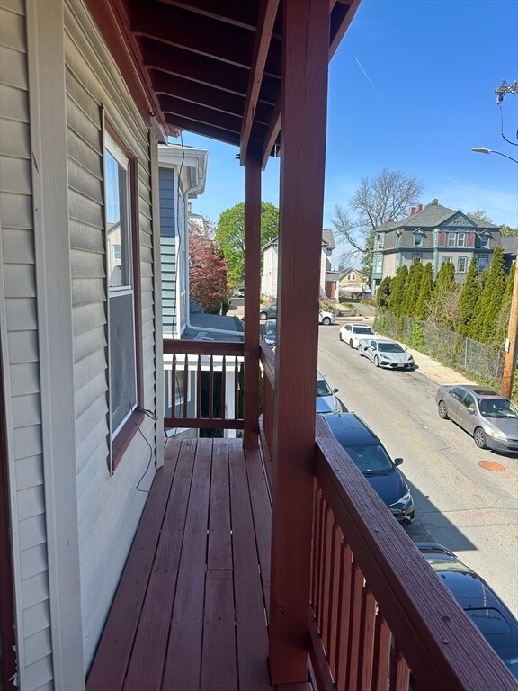 Building Photo - 7 Gayland St