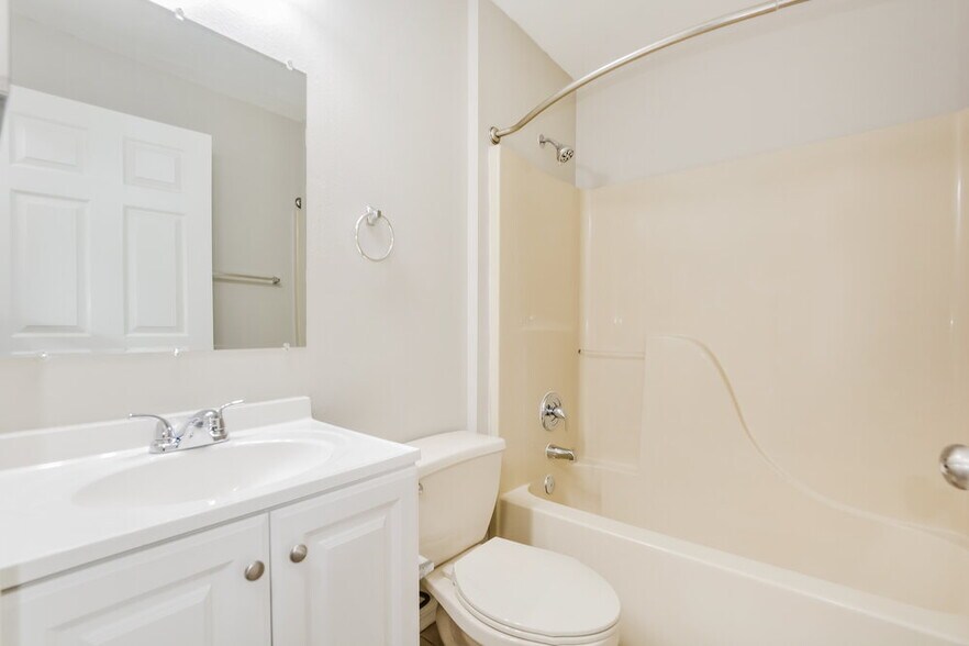 Building Photo - 4812 Pierce Arrow Dr
