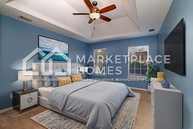 Building Photo - 512 Marble Falls
