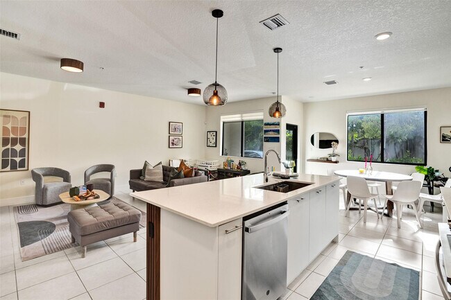 Building Photo - 8001 NW 41st St