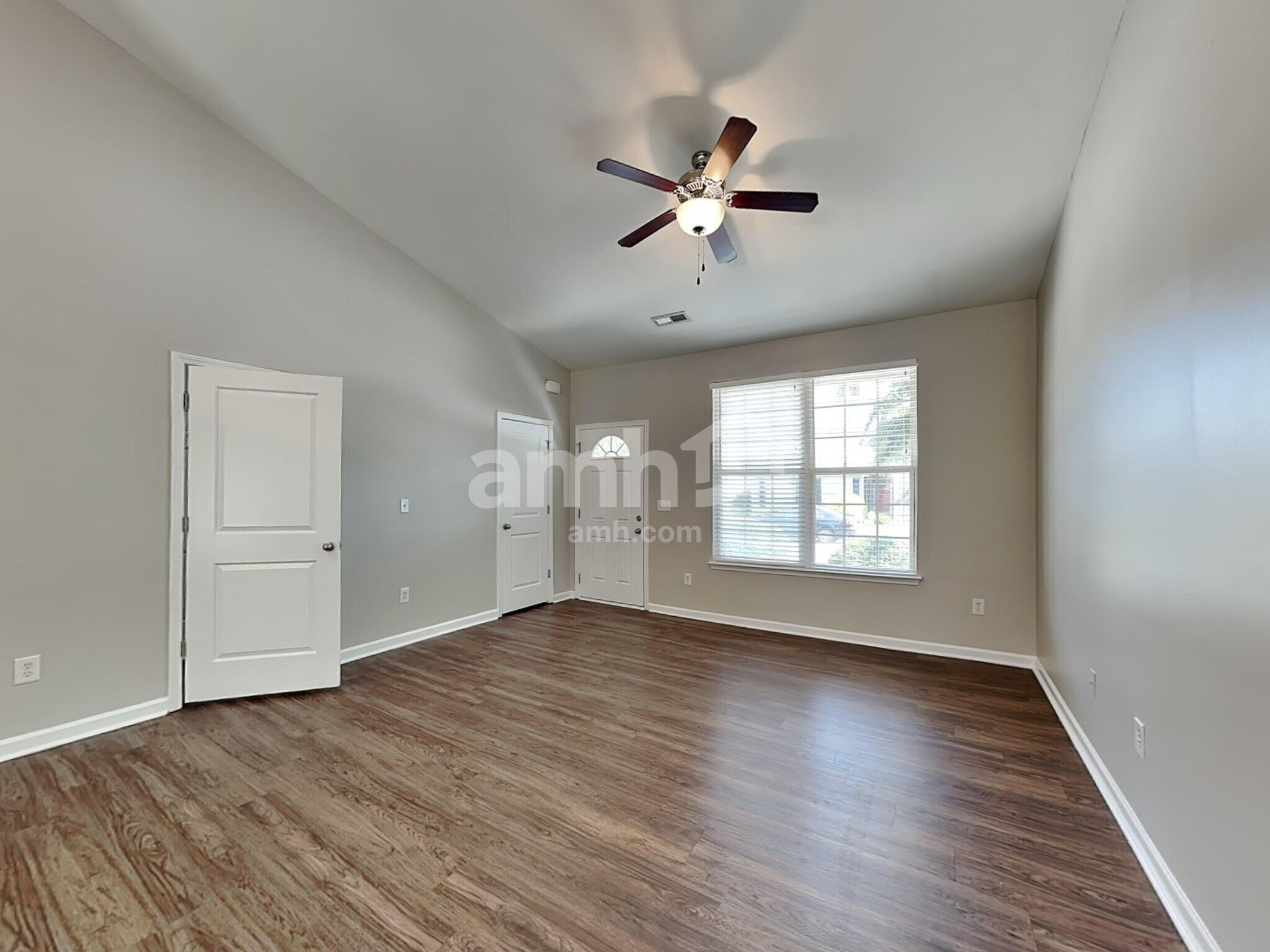 Building Photo - 22 Tack Ln