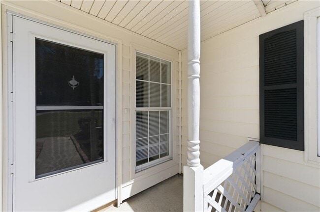 Building Photo - 201 Colony Springs Dr
