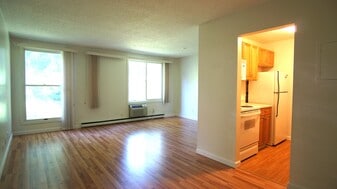 Building Photo - 274 S Main St