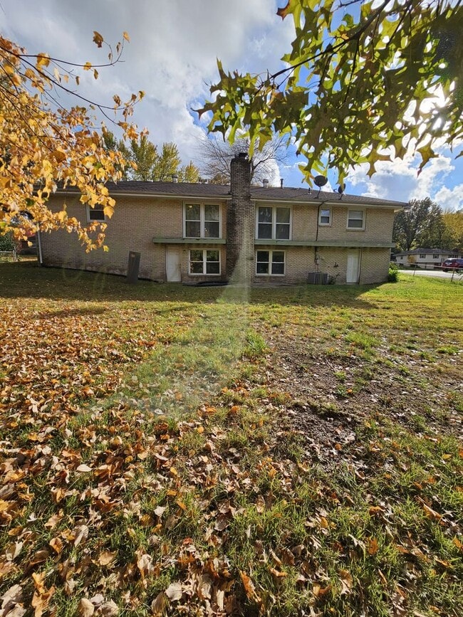 Building Photo - DESIRABLE RAYTOWN LOCATION!!!
