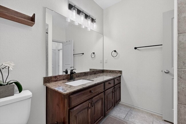 Building Photo - 1801 Velarde Rd