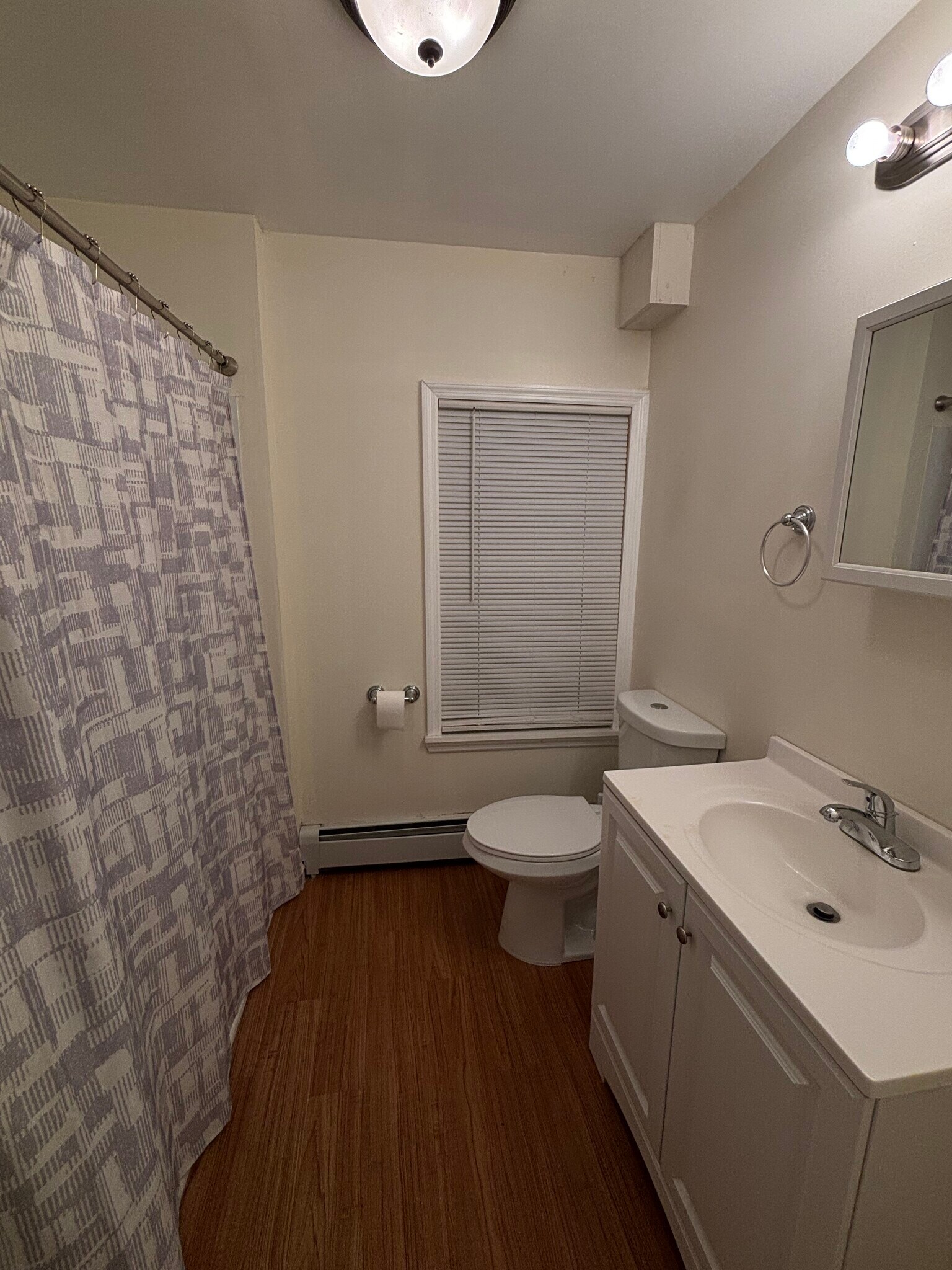 Upstairs Bathroom - 813 19th St