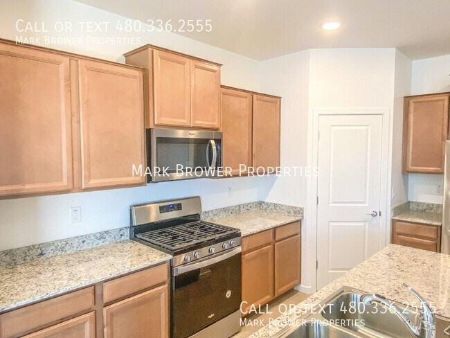 Building Photo - 6980 E Gamebird Way