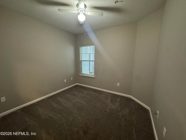 Building Photo - 5006 Key Lime Dr