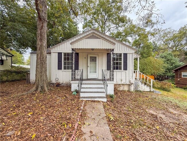 Primary Photo - 5 Pine St