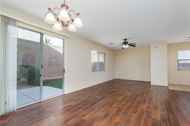 Building Photo - 550 Twilight Blue Ave