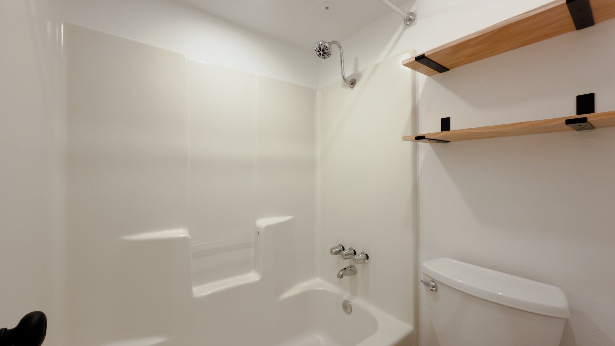 Building Photo - 7004 Oak Meadow Cir