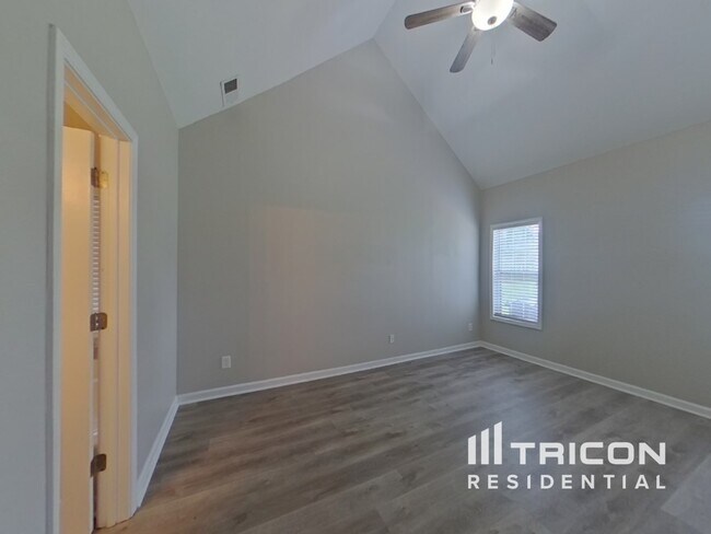 Building Photo - 124 Burleyson Dr