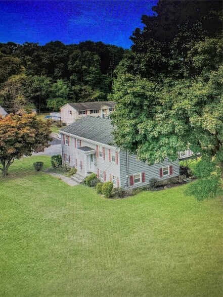 Building Photo - 12 Gerken Dr