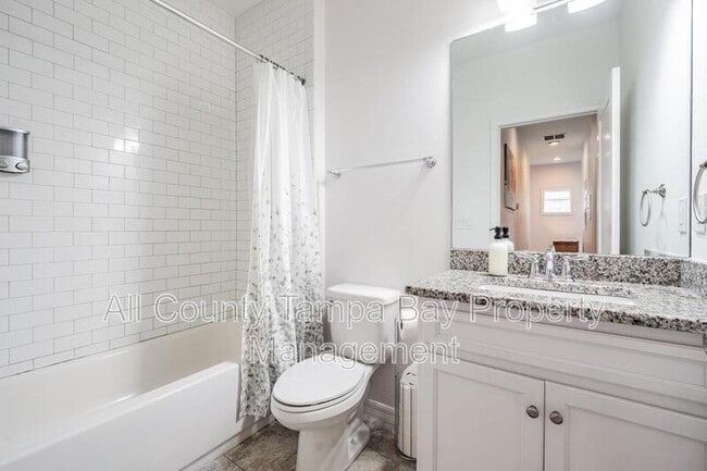 Building Photo - 2604 N Highland Ave