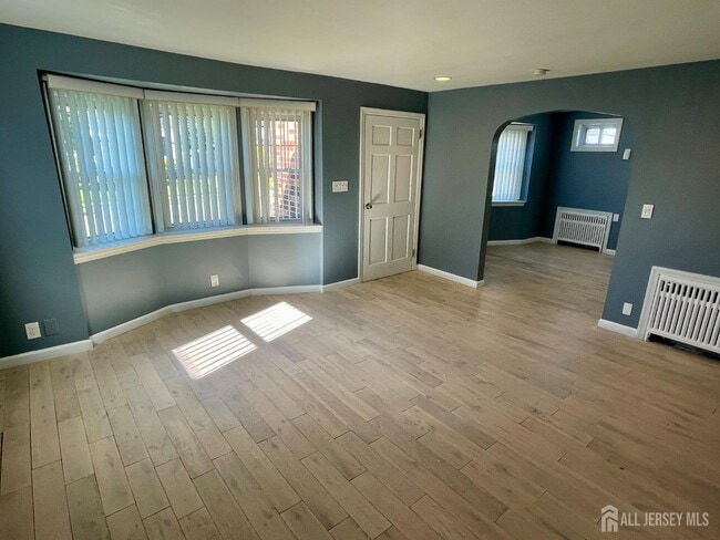 Building Photo - 326 Desota Ave