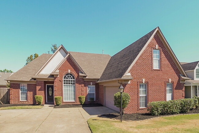 Building Photo - 5696 Nichols Dr