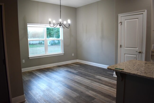 Building Photo - 8131 Toledo St