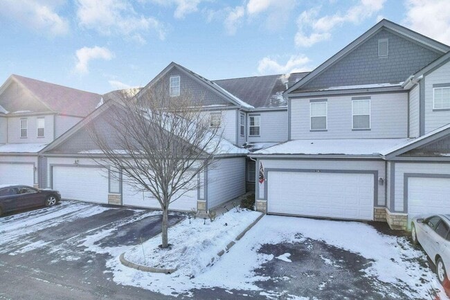 Building Photo - 550 Redwood Ln