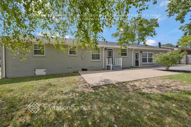 Building Photo - 533 Augusta Dr