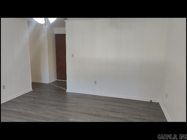 Building Photo - 204 Dobbs St