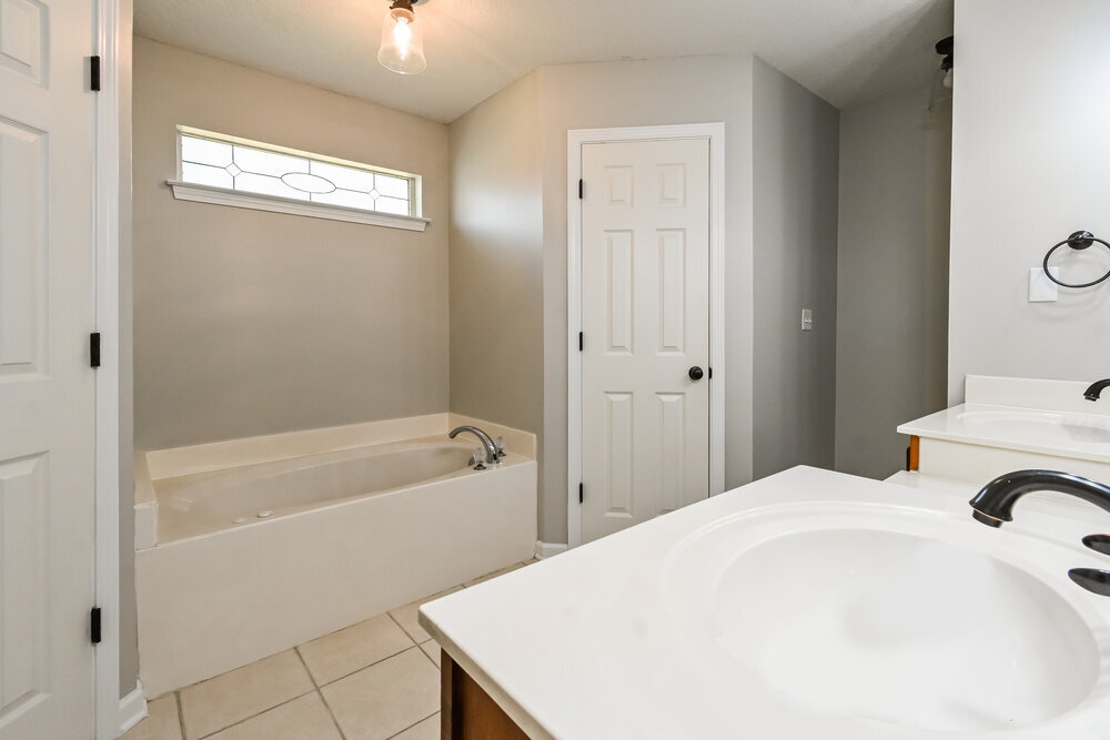 Building Photo - 841 Cedar Trace Cir