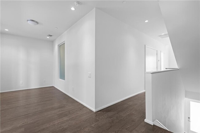Building Photo - 785 Piedmont Ave NE