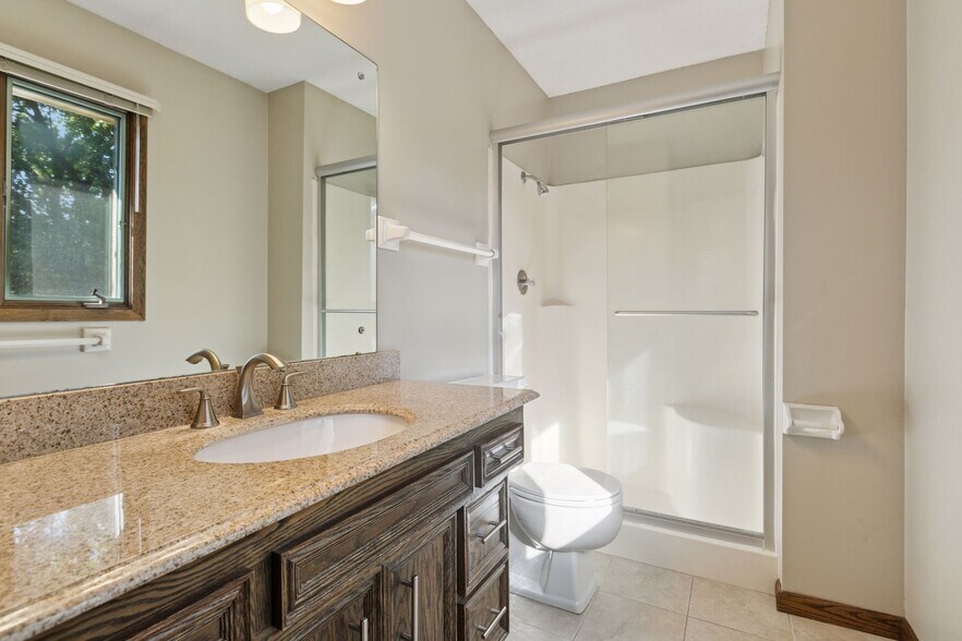 Building Photo - 7207 Heatherton Cir