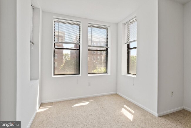Building Photo - 2514 13th St NW