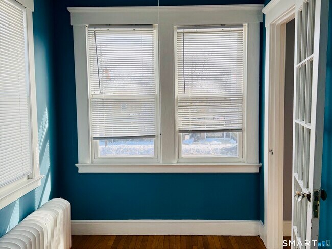 Building Photo - 1428 Dixwell Ave