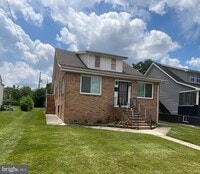 Building Photo - 4009 Elderon Ave