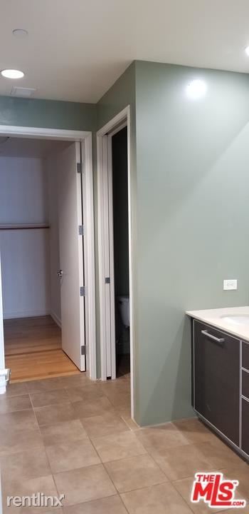 Building Photo - 2 br, 2 bath Condo - 801 S Grand Ave Apt 2107