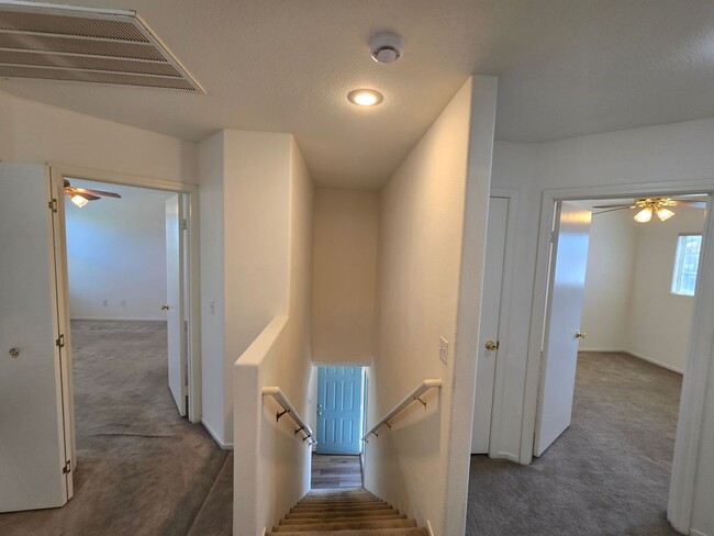 Building Photo - A FABULOUS 3 Bedroom home in desirable Silverado Ranch!