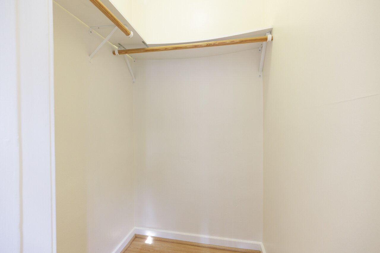 Building Photo - 1244 S Highland Ave