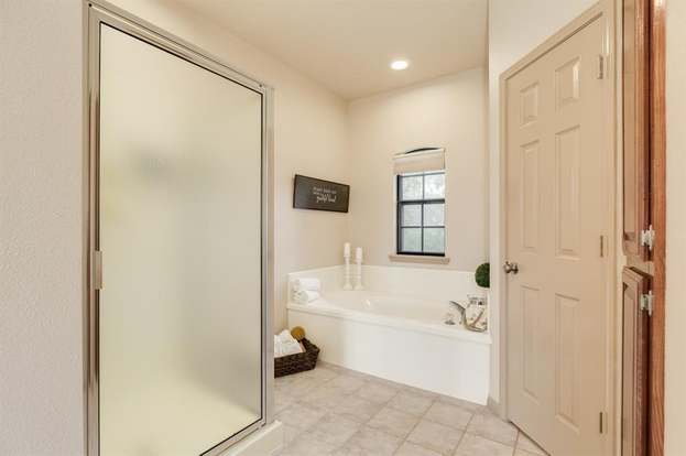 Building Photo - 112 Portulaca St