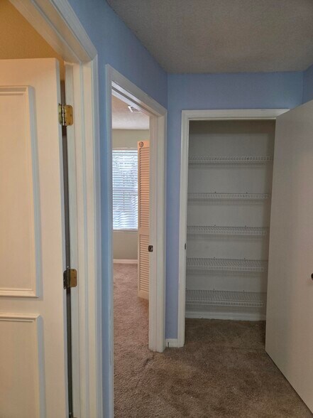 Hallway Linen Closet - 1030 Loch Vail