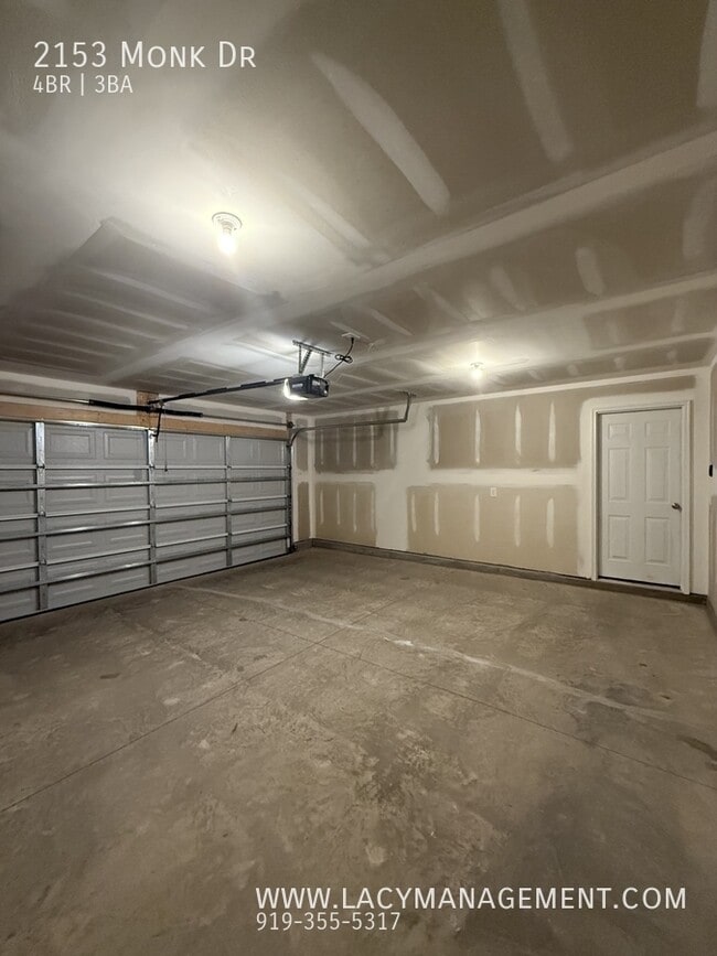 Building Photo - 2153 Monk Dr