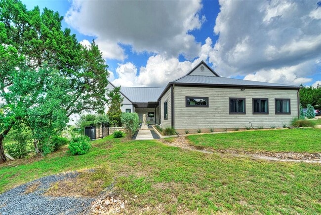 Building Photo - 5513 Great Divide Dr