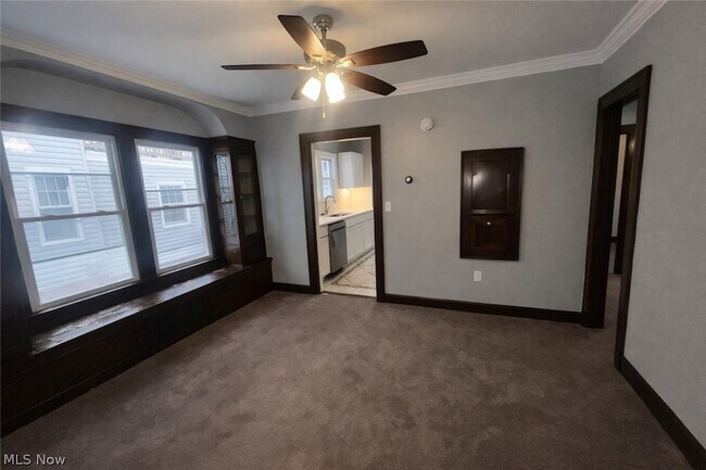 Building Photo - 7014 Thornton Dr