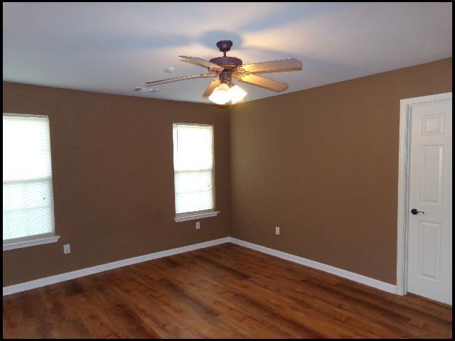 Building Photo - 13498 Alexis Dr