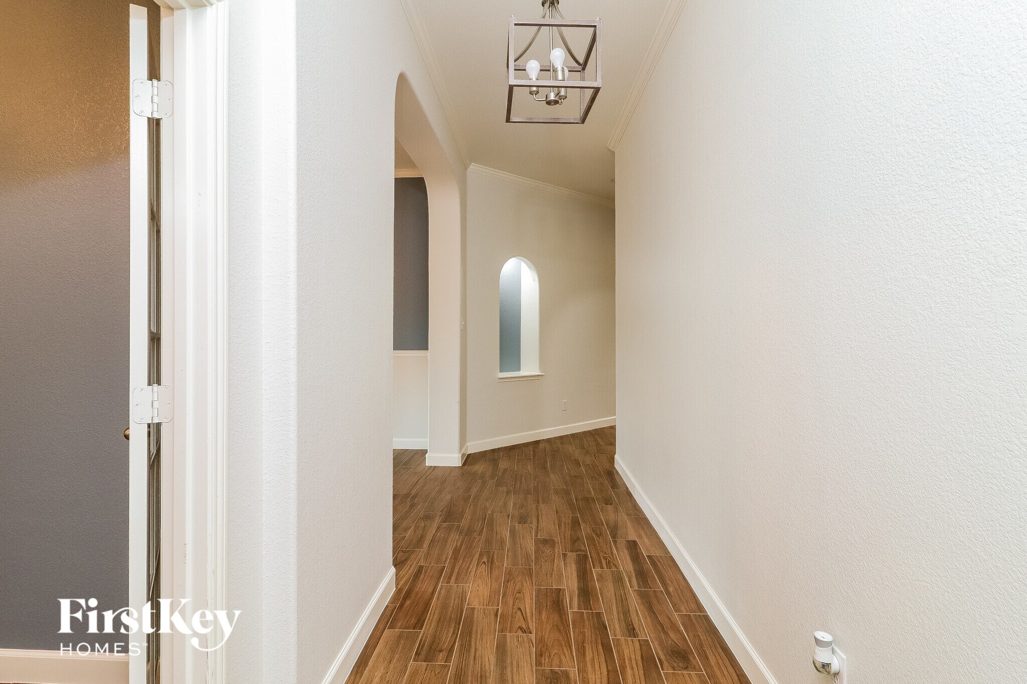 Building Photo - 1009 Sycamore St