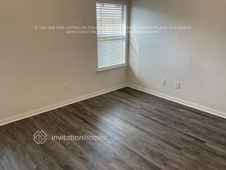 Building Photo - 19126 Sandelford Dr