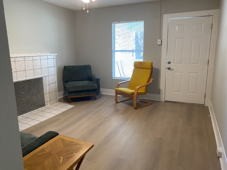 Building Photo - 4360 Emerson Ave S