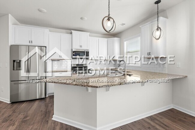 Building Photo - 605 Count Fleet Ct