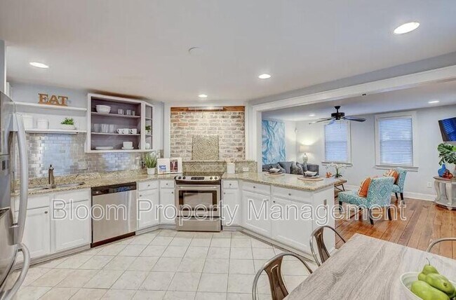 Building Photo - 50 Morris St