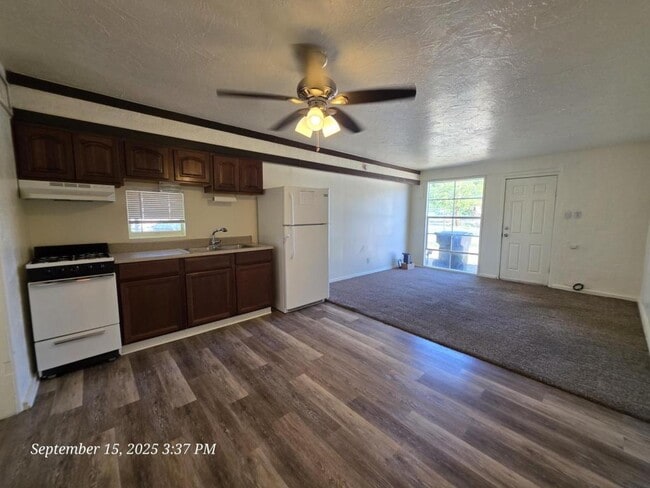 Building Photo - 2177 Kingman Ave
