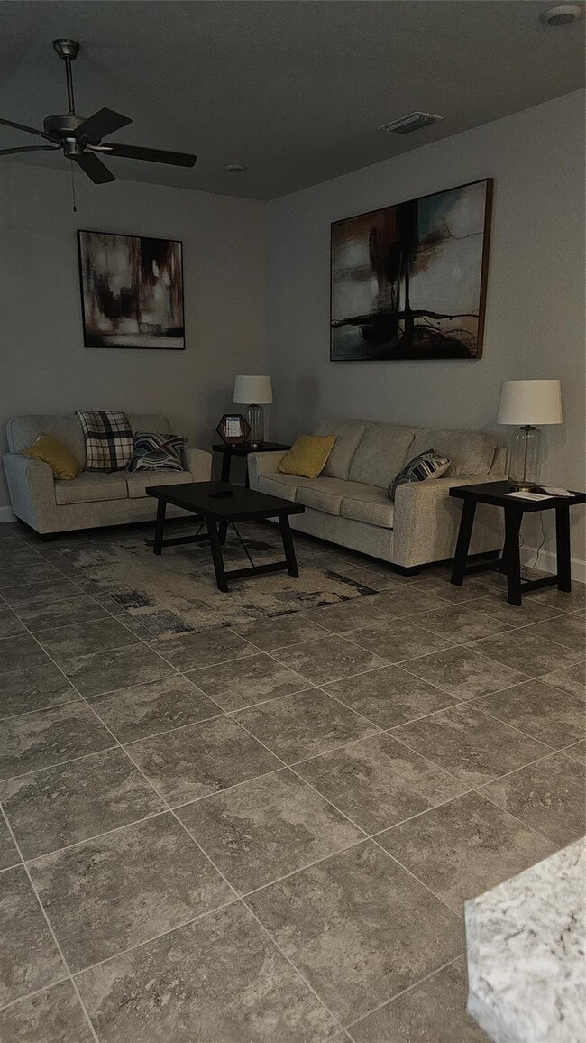 Building Photo - 1884 Middlebury Drive