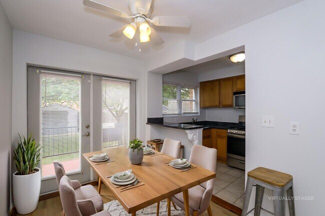 Building Photo - Spacious Starter home with full basement and parking