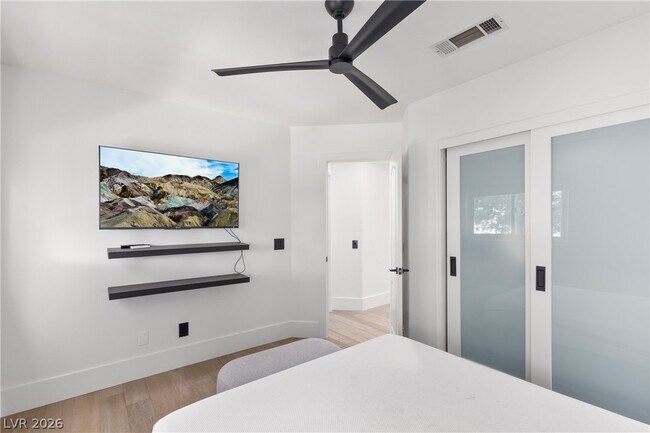 Building Photo - 9301 St James Cir